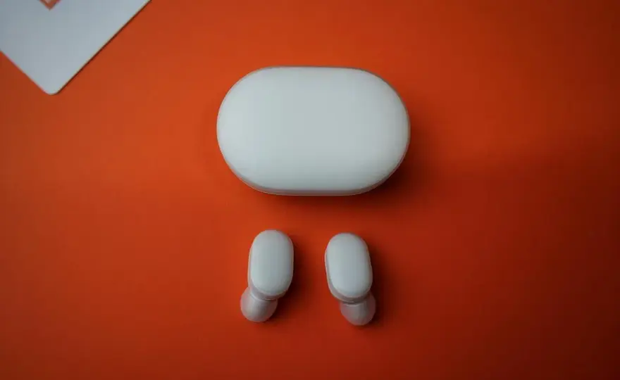 Jak sparować słuchawki Xiaomi z telefonem? Prosty poradnik!