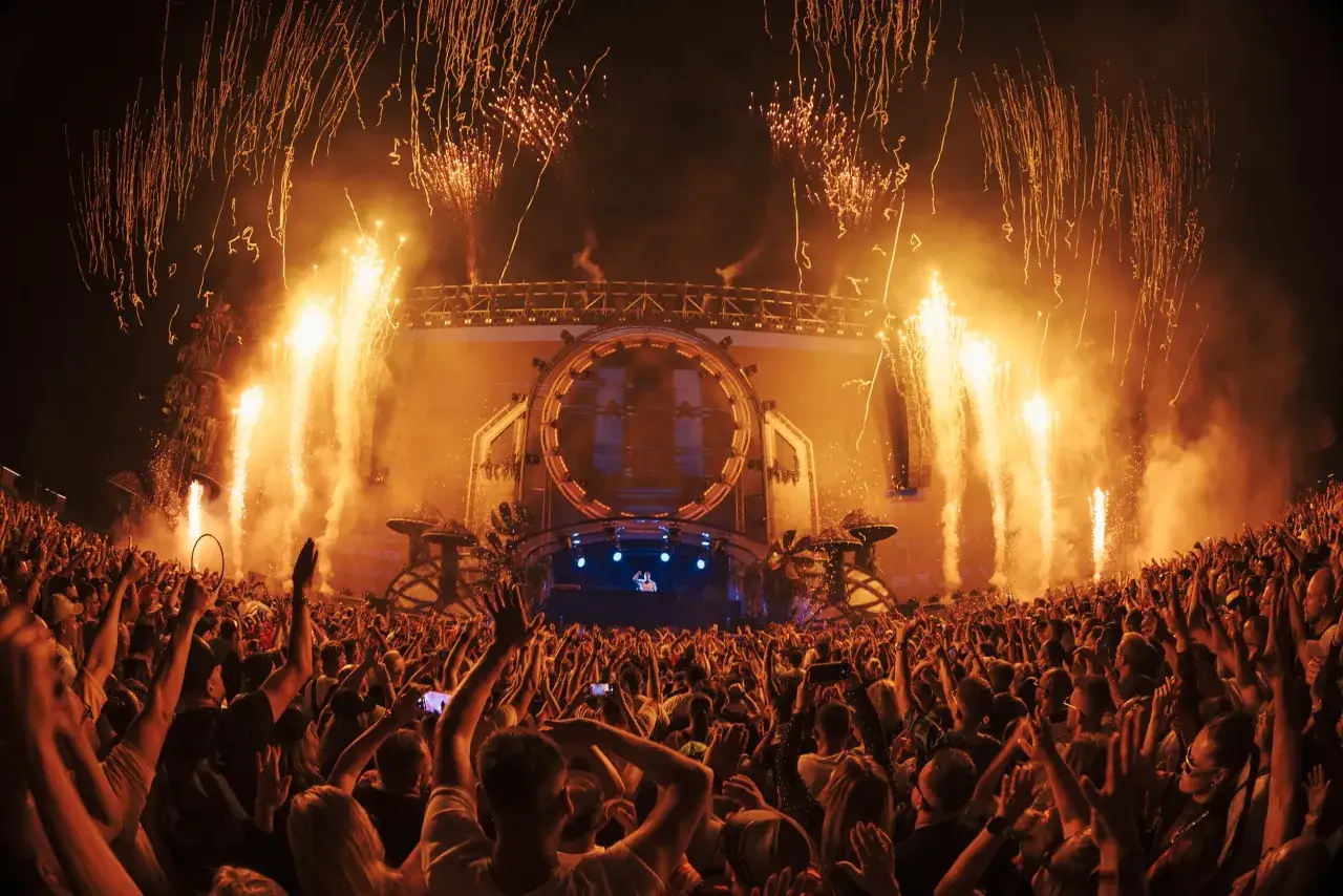 Sunrise Festival historia, Sunrise Festival sceny